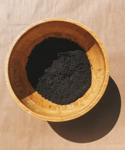 Load image into Gallery viewer, Pure Earth Worm Castings - Soil Enhancer Natural Fertilizer - 100 % Organic - 1 lb Bag